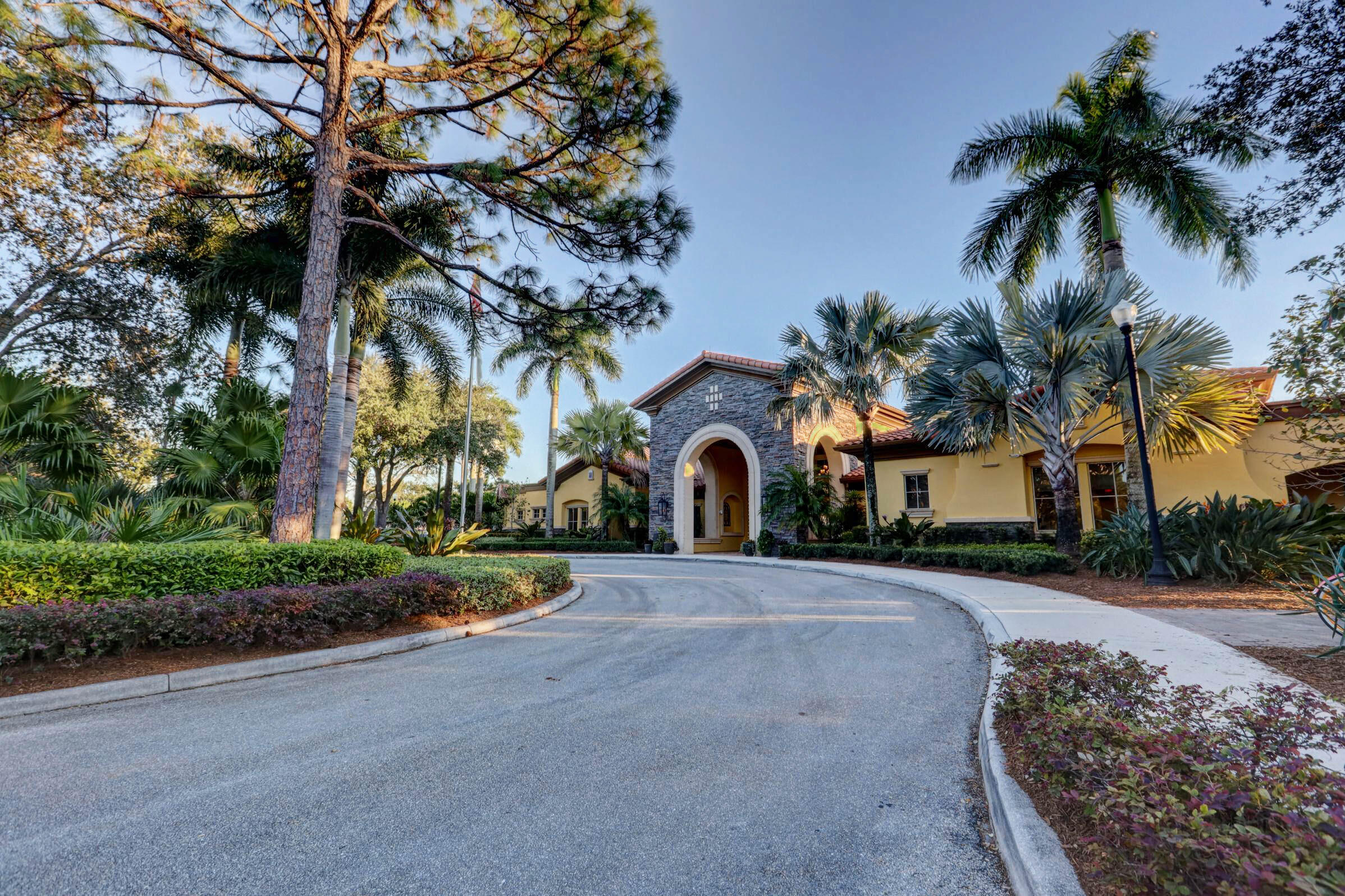 MANSIONS AT EVERGRENE CONDO - Residential