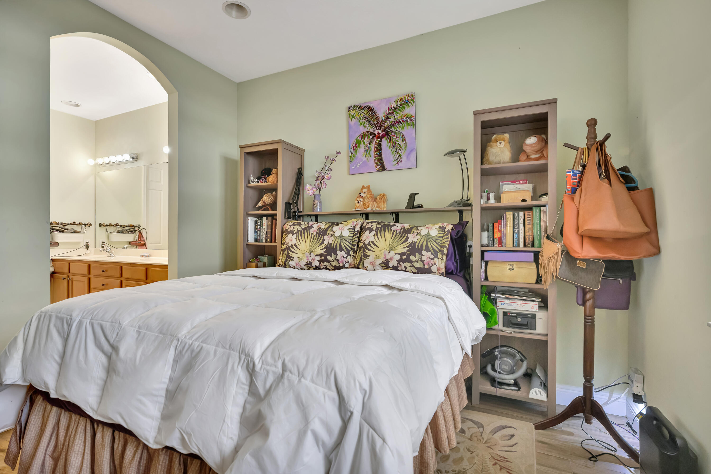 MANSIONS AT EVERGRENE CONDO - Residential