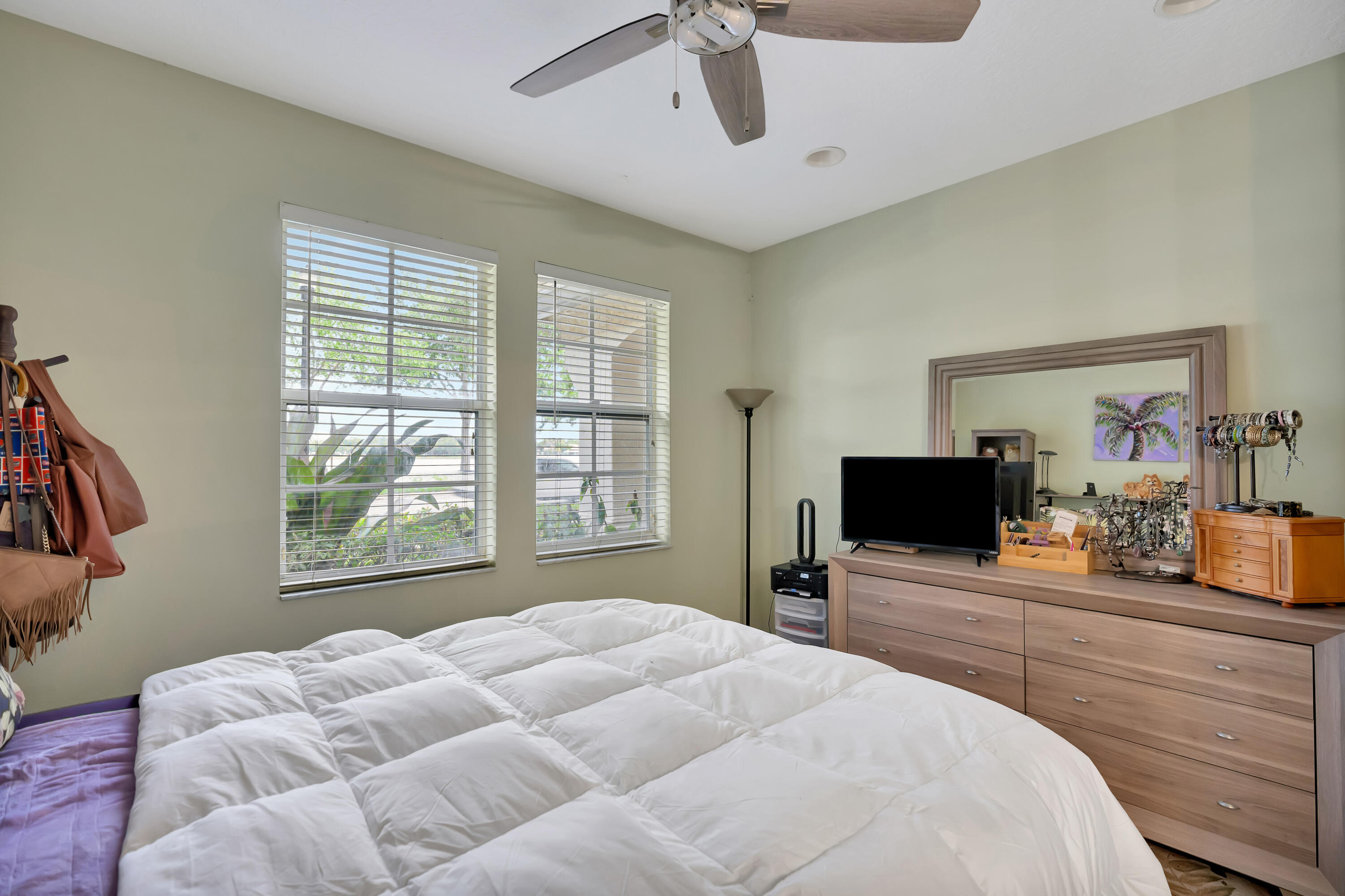 MANSIONS AT EVERGRENE CONDO - Residential