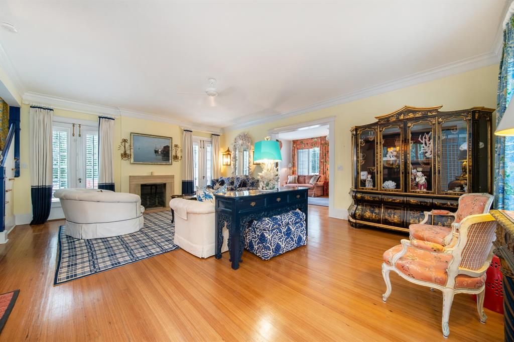 BUNGALOW PARK ADD - Residential