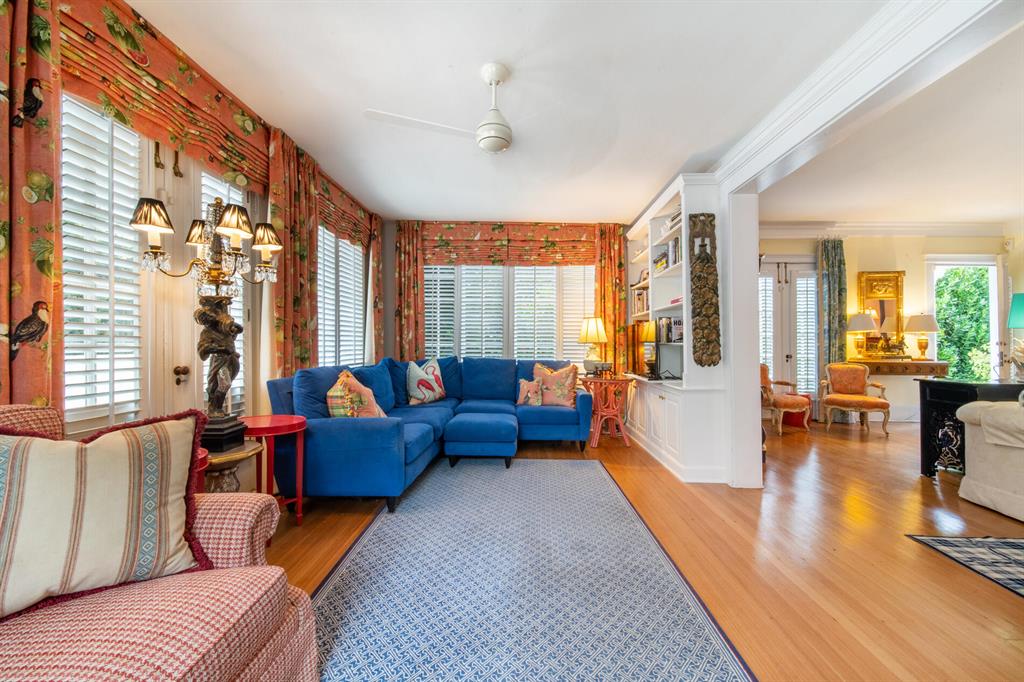 BUNGALOW PARK ADD - Residential