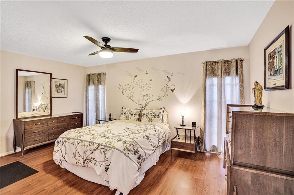 The Meadows Crystal Lake - Residential