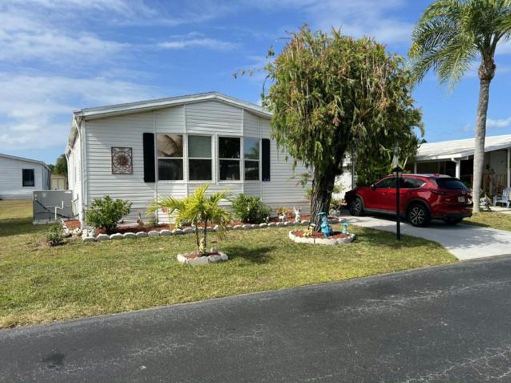 Photo of 4697 SE Copperwood Terrace, Stuart, FL 34997 (MLS # R11153588)