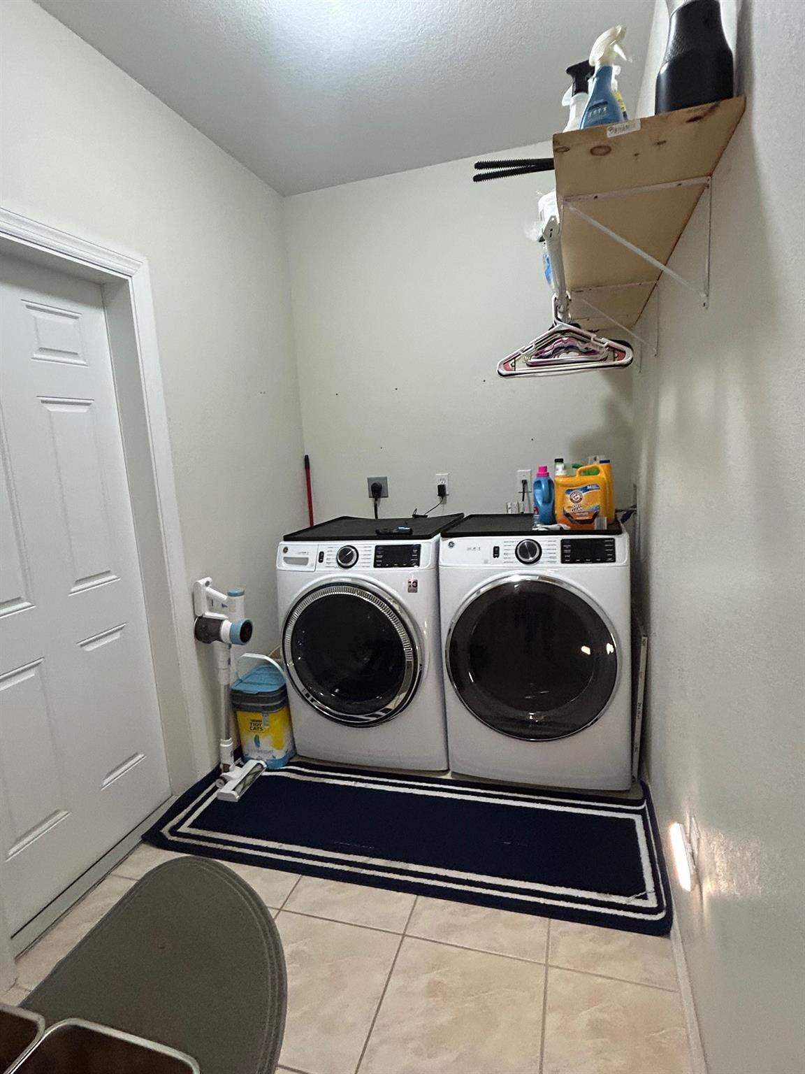 Lazy 7 Estates - Residential