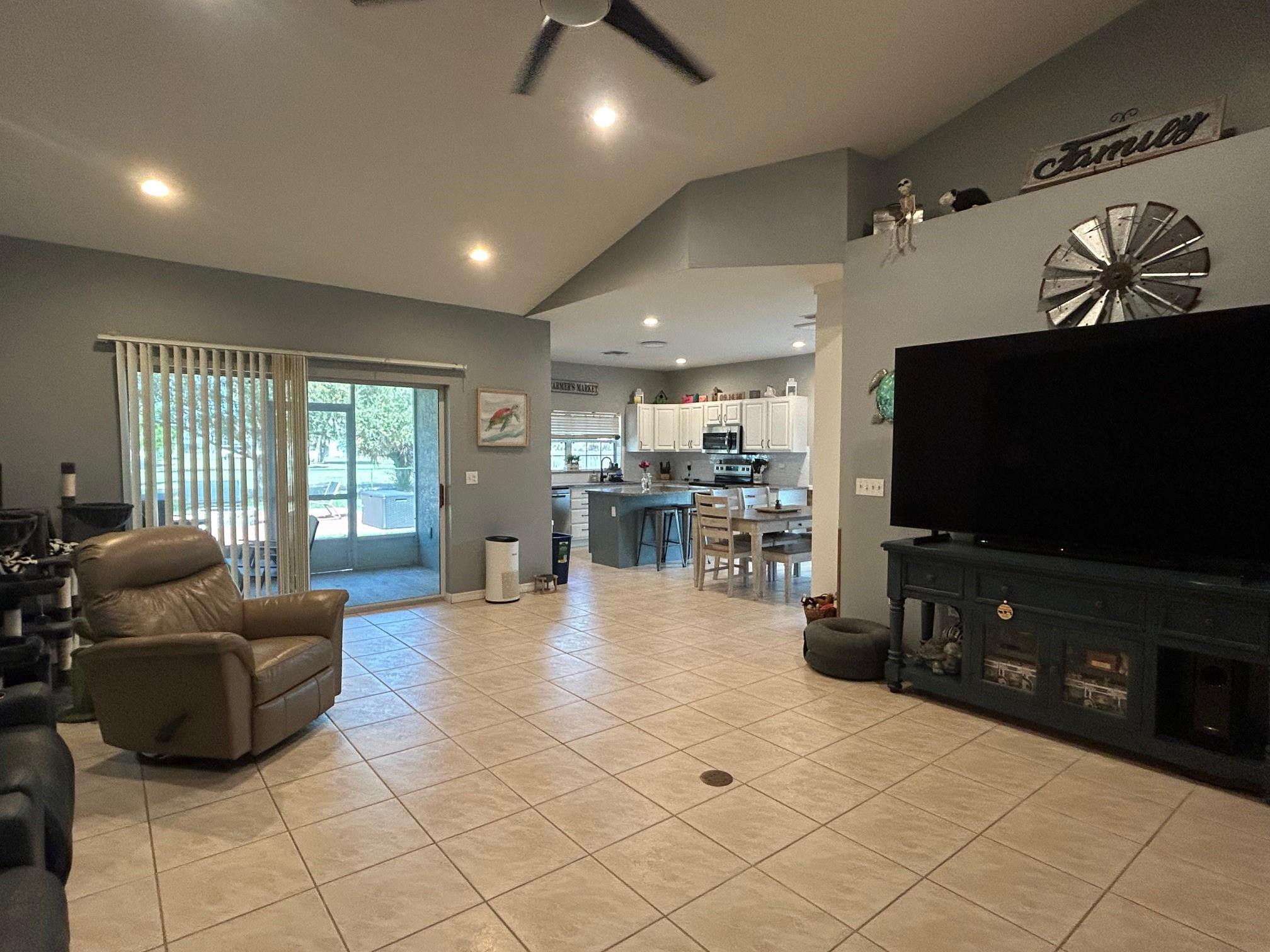 Lazy 7 Estates - Residential