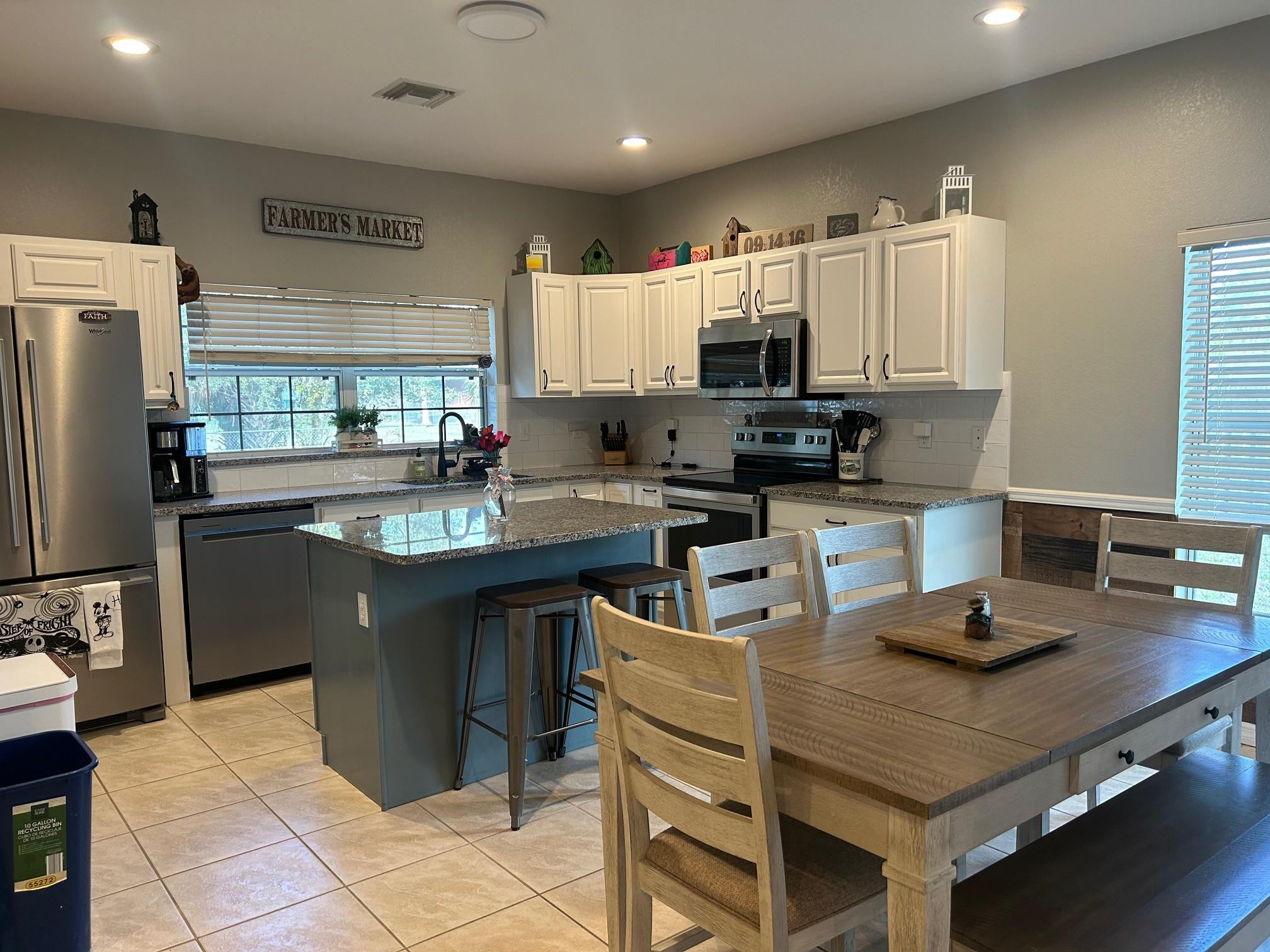 Lazy 7 Estates - Residential