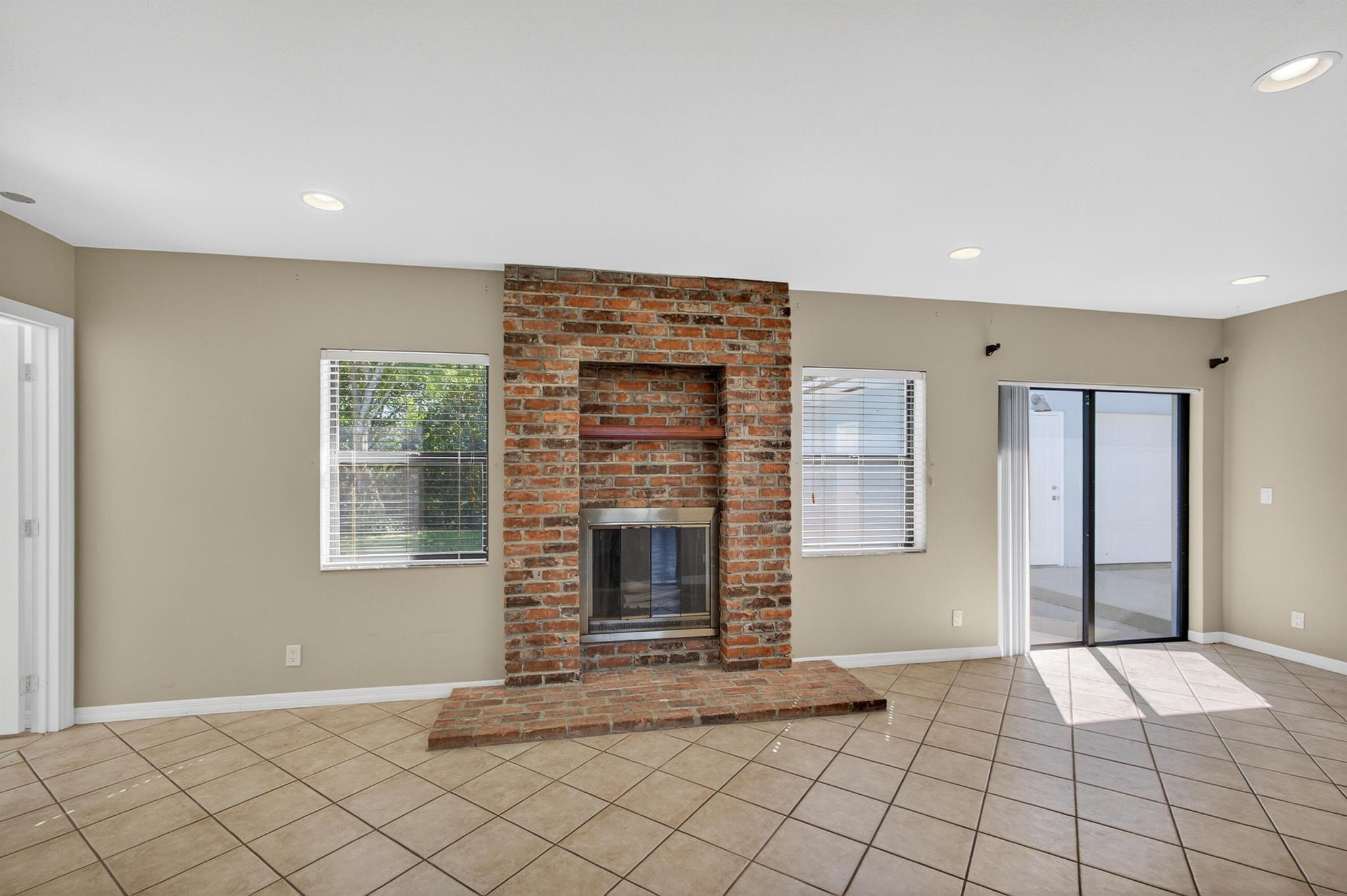 Jupiter River Estates Rep - Residential