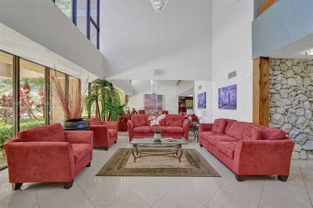 16325 Golf Club Rd 109