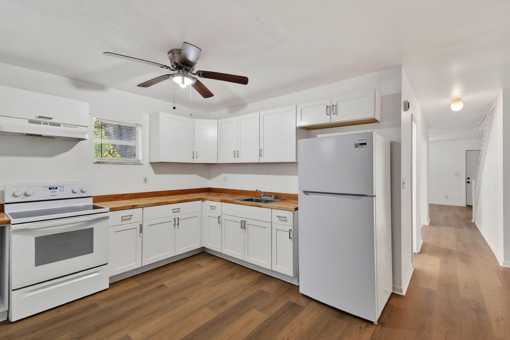 Photo of 635 6th Street, West Palm Beach, FL 33401 (MLS # R11163266)