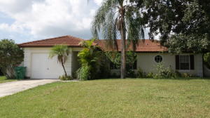 Nice affordable 3 bedroom, 2 bath home, and 1 car garage. Tile and carpet throughout. Split floor plan. Large back yard. Close to shopping, restaurants, hospital, and I-95.