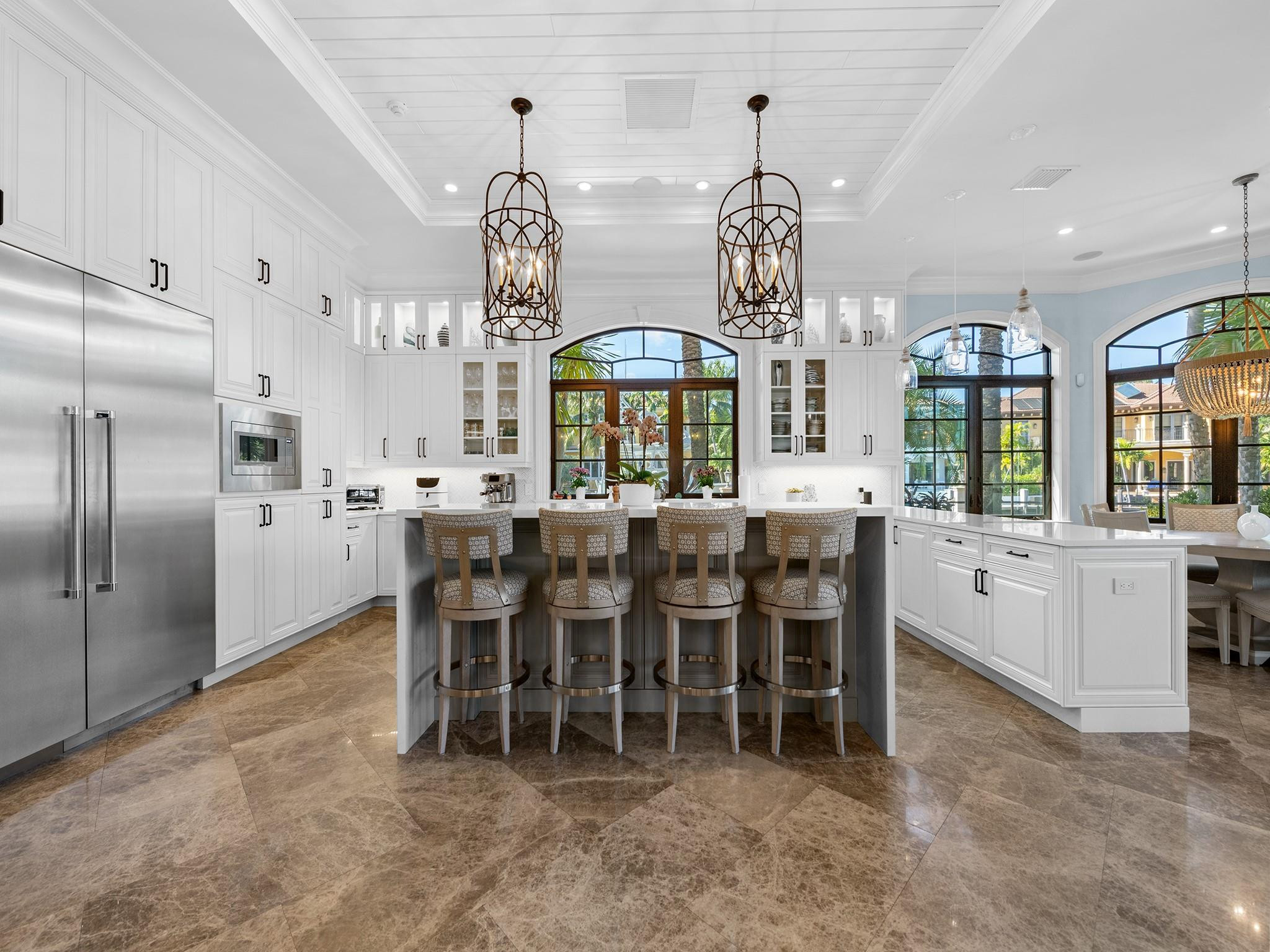 LIGHTHOUSE POINT 3RD SEC 33-24 - Residential