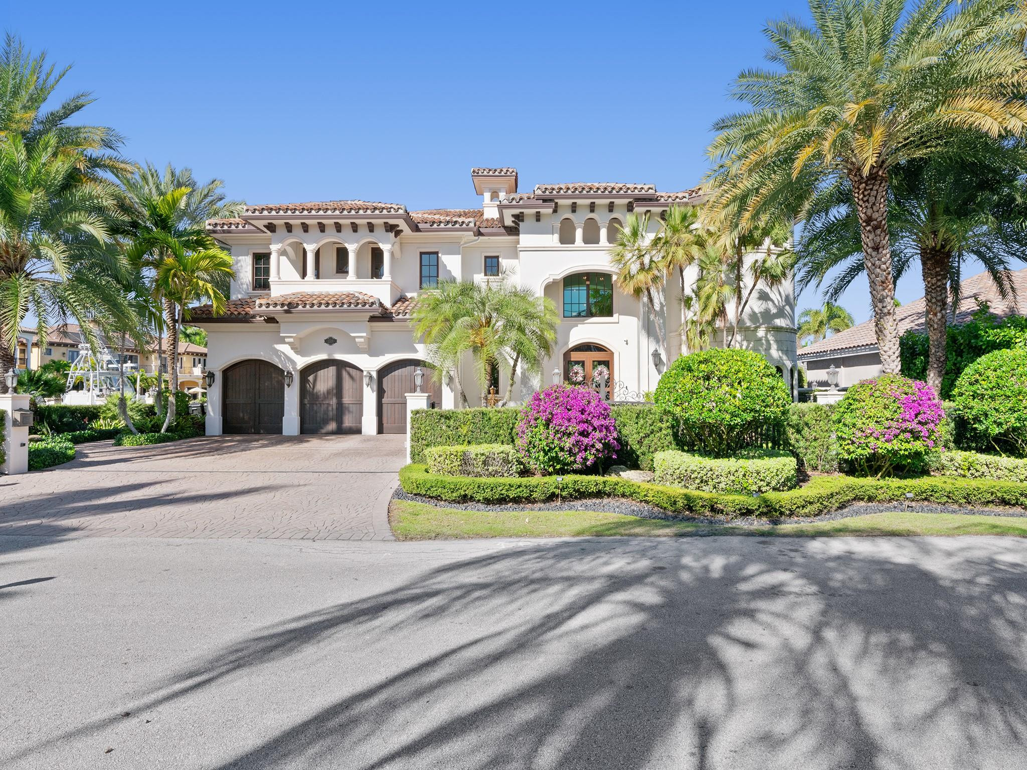 LIGHTHOUSE POINT 3RD SEC 33-24 - Residential