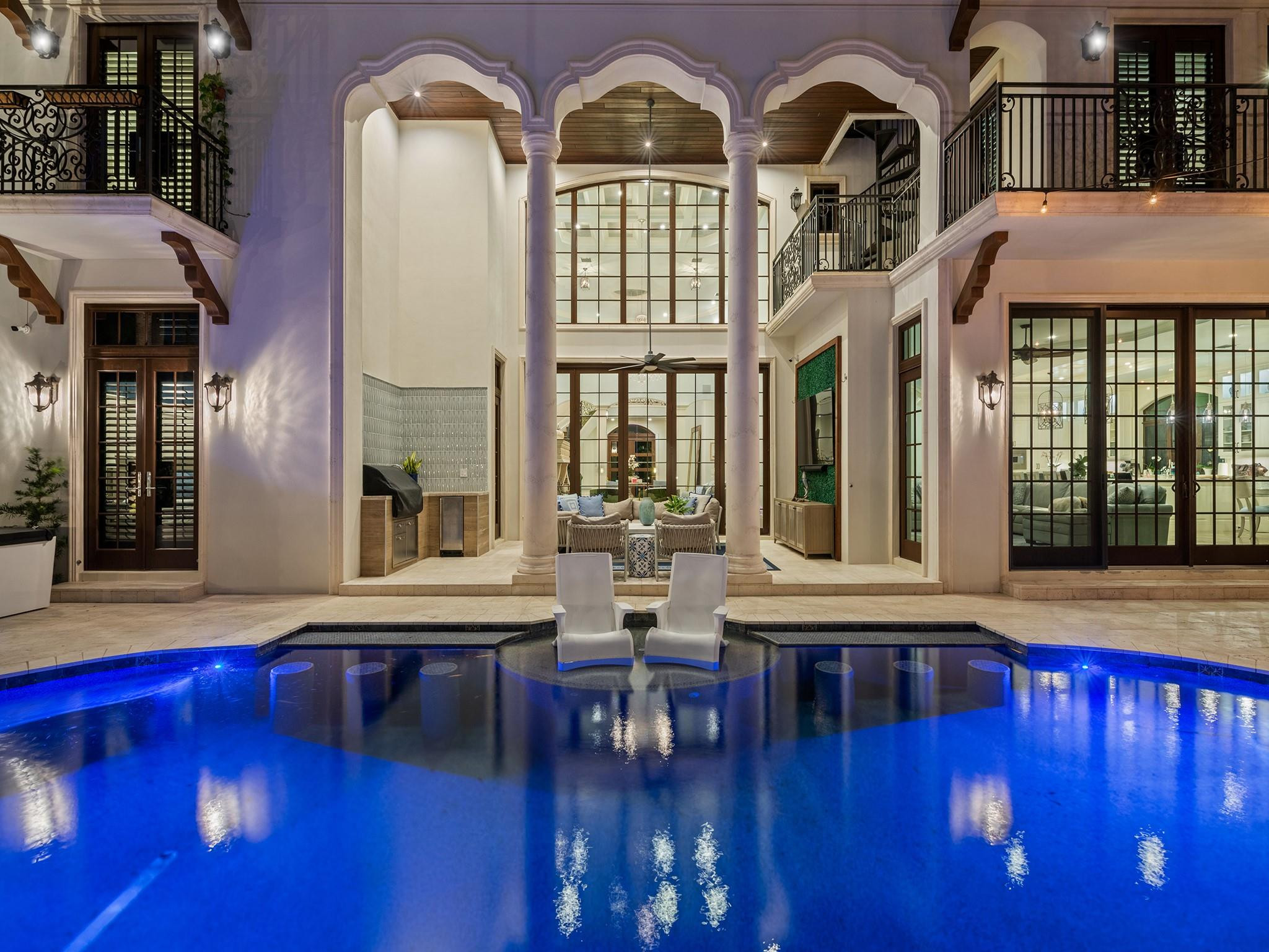 LIGHTHOUSE POINT 3RD SEC 33-24 - Residential