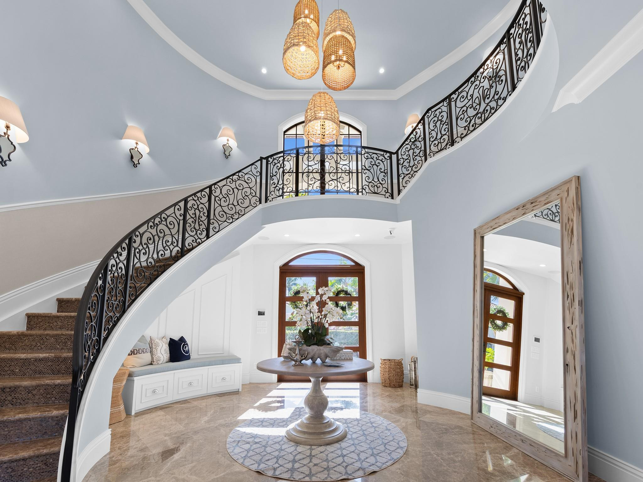 LIGHTHOUSE POINT 3RD SEC 33-24 - Residential