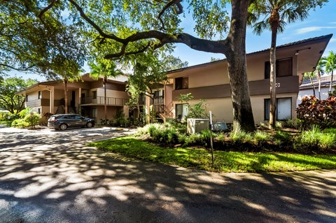 Tiny photo for 9505 NW 2nd Place, Coral Springs, FL 33071 (MLS # B26088159)