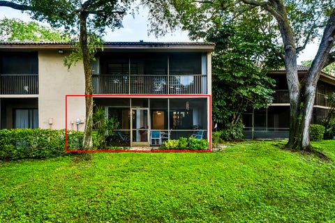 Tiny photo for 9505 NW 2nd Place, Coral Springs, FL 33071 (MLS # B26088159)