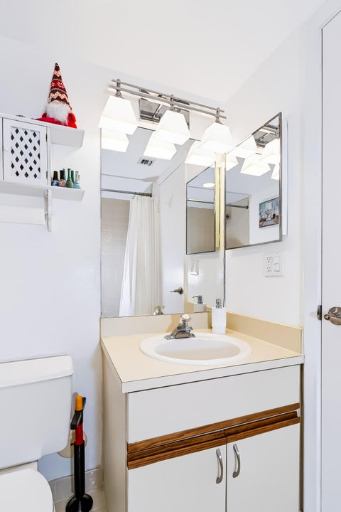 Tiny photo for 9505 NW 2nd Place, Coral Springs, FL 33071 (MLS # B26088159)
