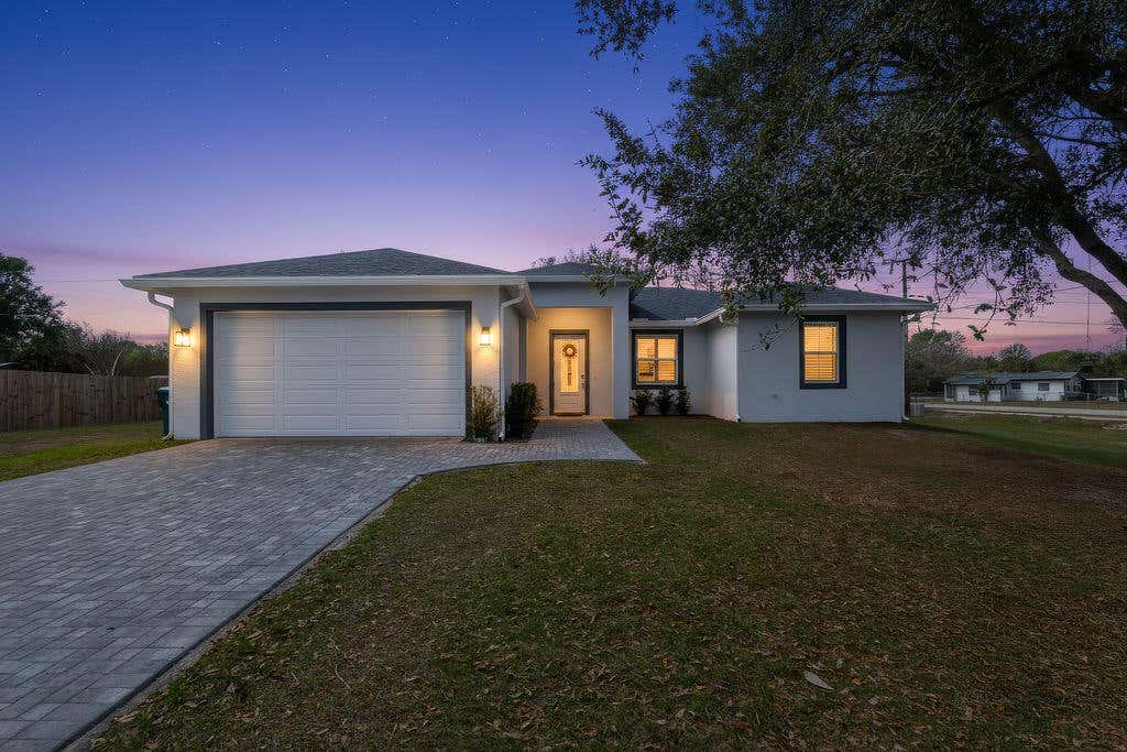 Photo of 3573 NW 18th Avenue, Okeechobee, FL 34972 (MLS # R11166337)