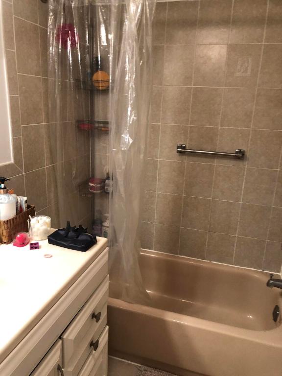 ROYAL BAHAMIAN EAST CONDO - Residential