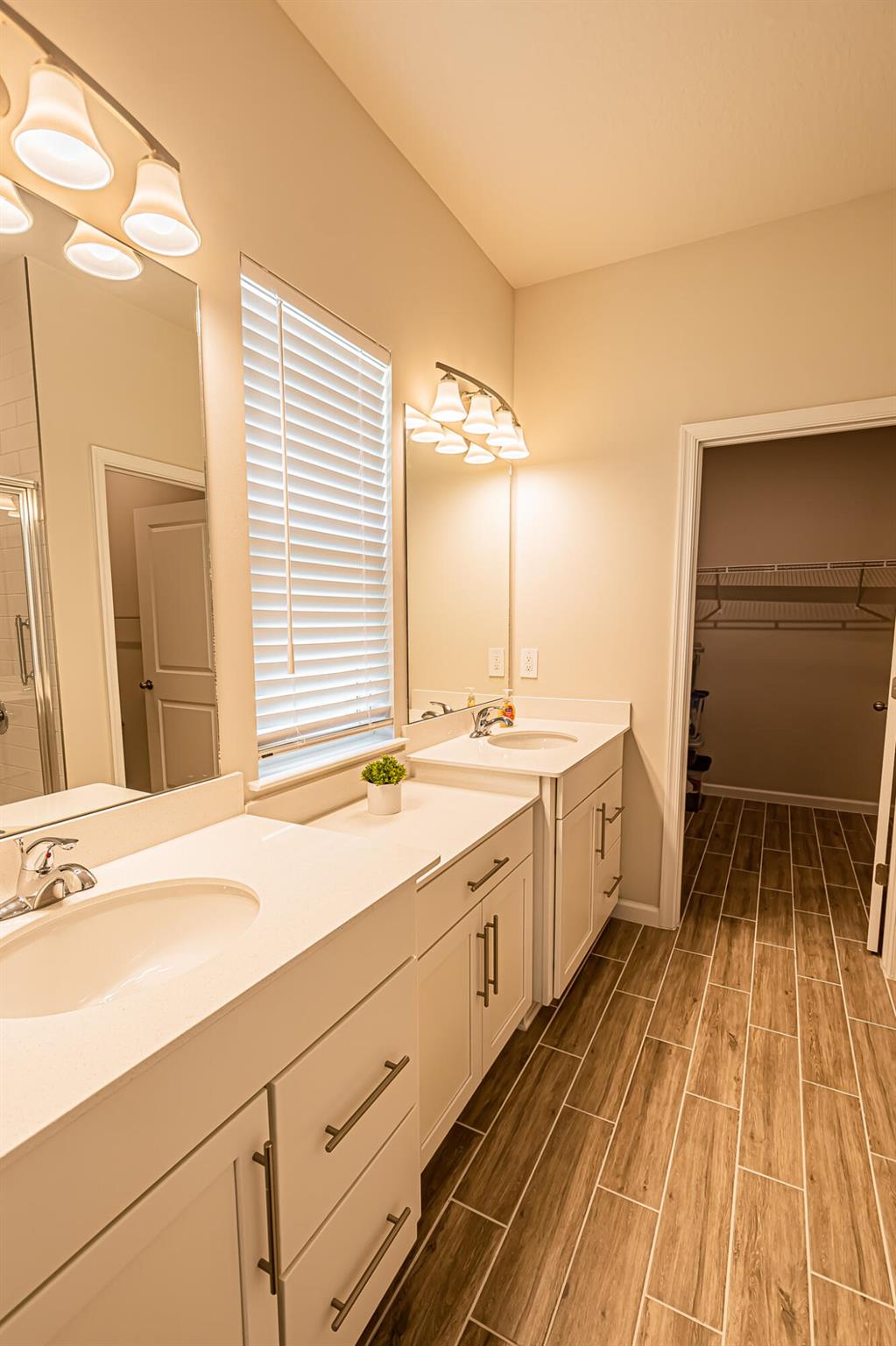 CENTRAL PARK - Residential