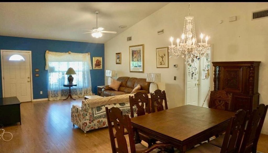 Photo of 840 SE Krueger Parkway, Stuart, FL (MLS # F10471912)