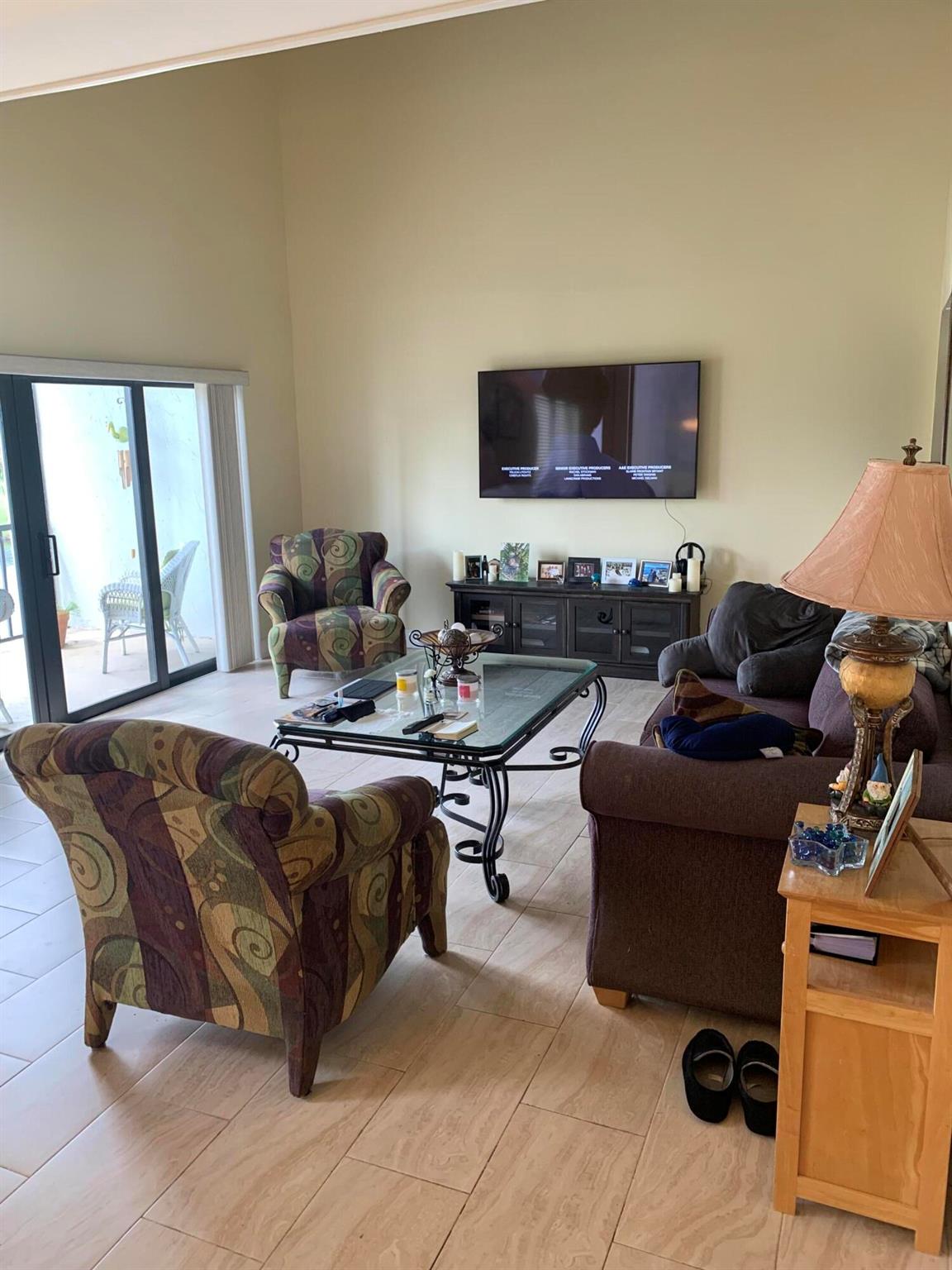 800 Greensward Court 206-I, Delray Beach, FL, 33445/$550,000 3 800 Greensward Court 206-I