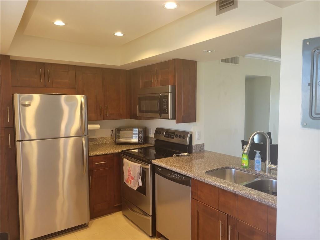 Photo of 3050 N Palm Aire Drive #508, Pompano Beach, FL 33069 (MLS # B26026857)