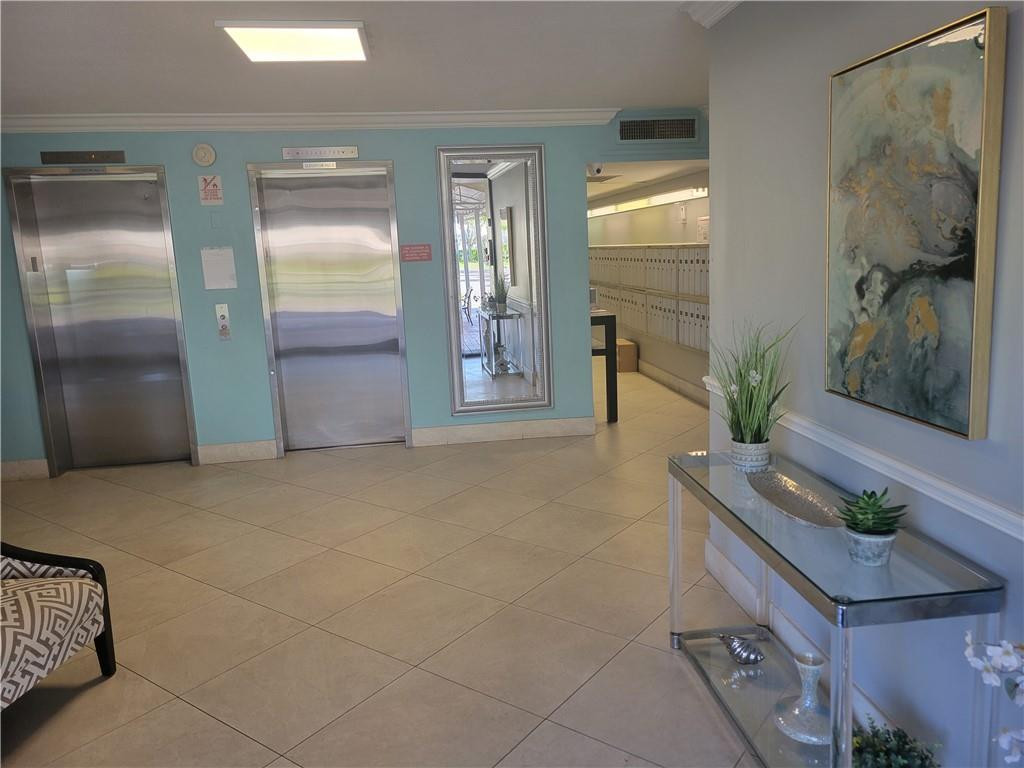 NO 8 PALM-AIRE COUNTRY CLUB - Residential Lease