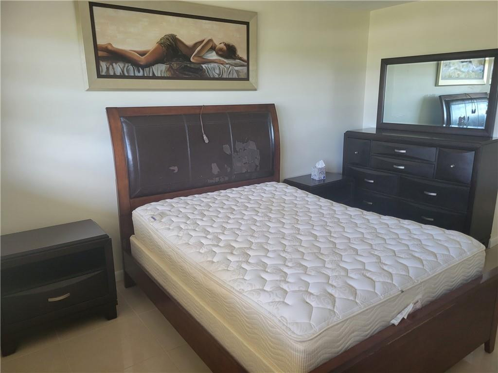 NO 8 PALM-AIRE COUNTRY CLUB - Residential Lease
