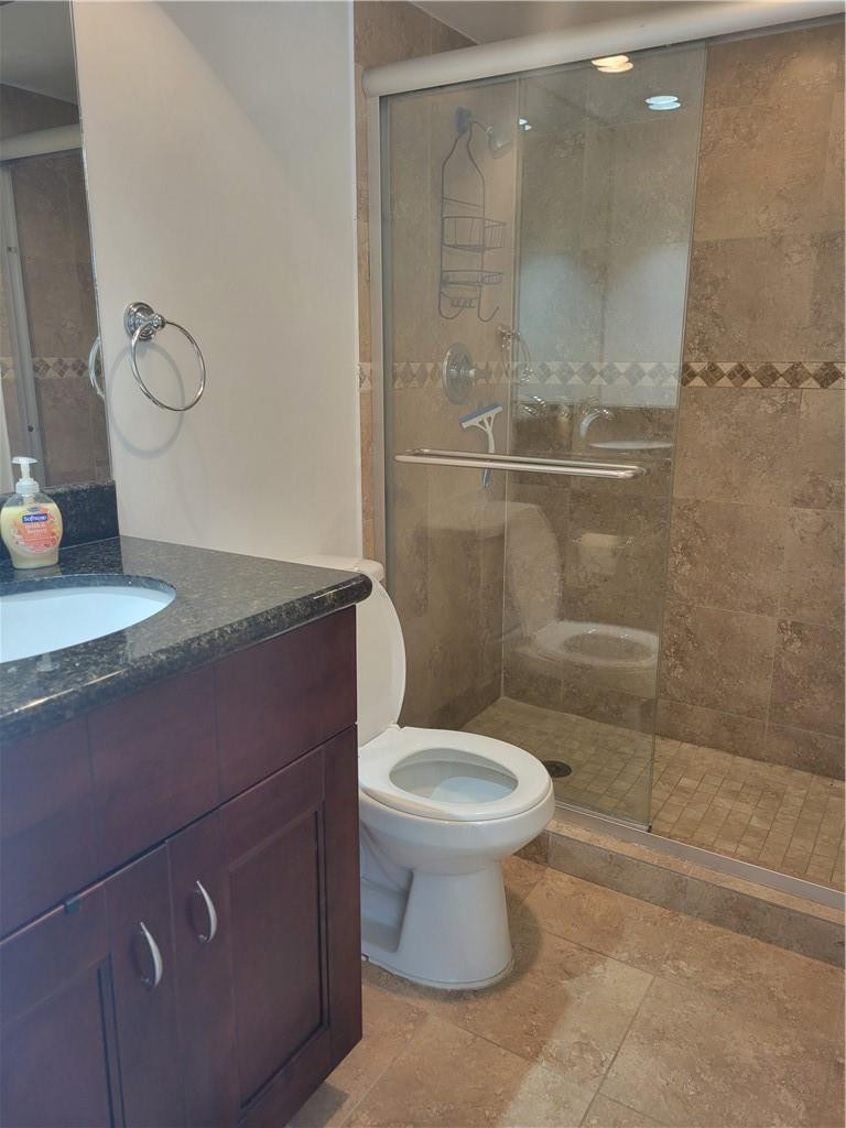 NO 8 PALM-AIRE COUNTRY CLUB - Residential Lease