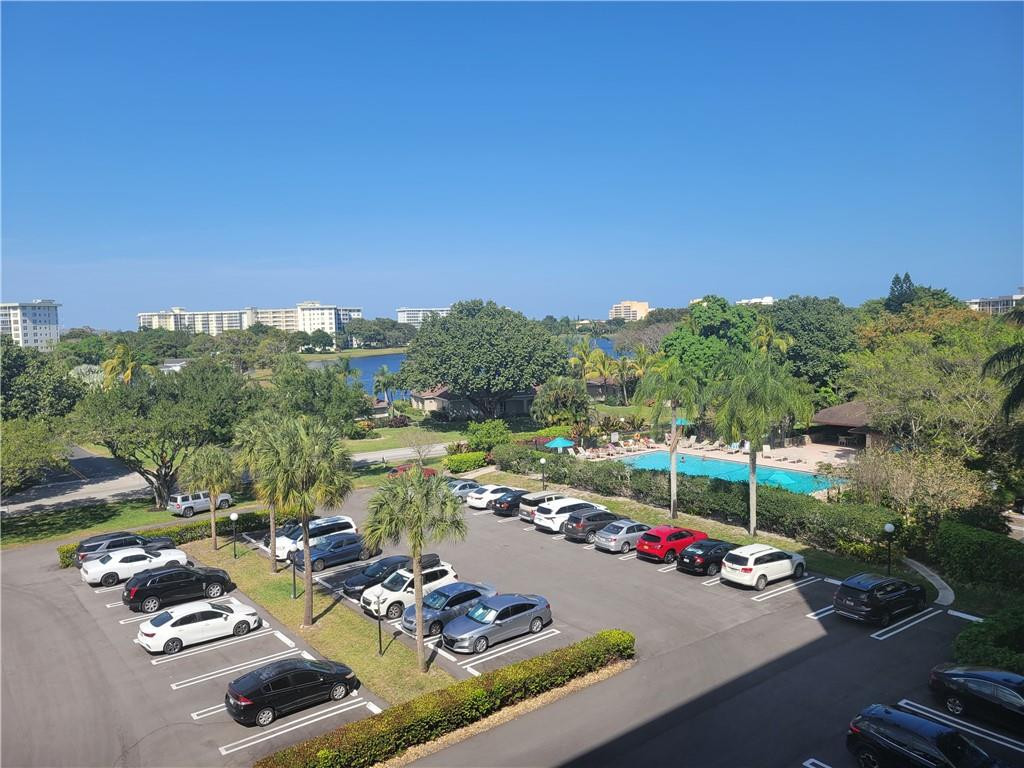 NO 8 PALM-AIRE COUNTRY CLUB - Residential Lease