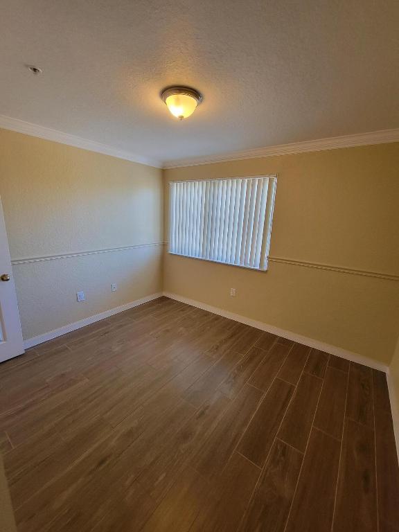 SHOMA COURTYARDS - Residential Lease