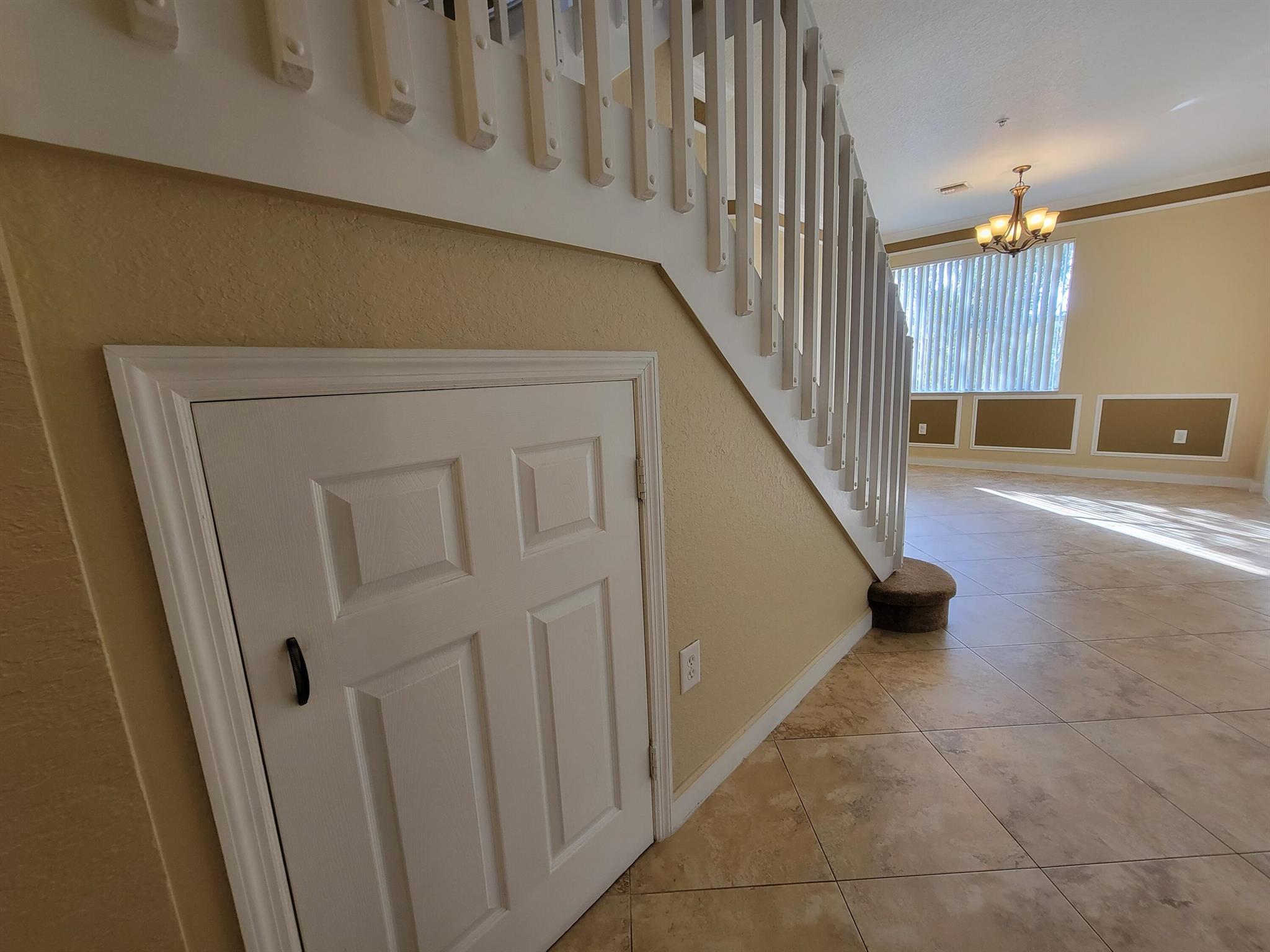 SHOMA COURTYARDS - Residential Lease