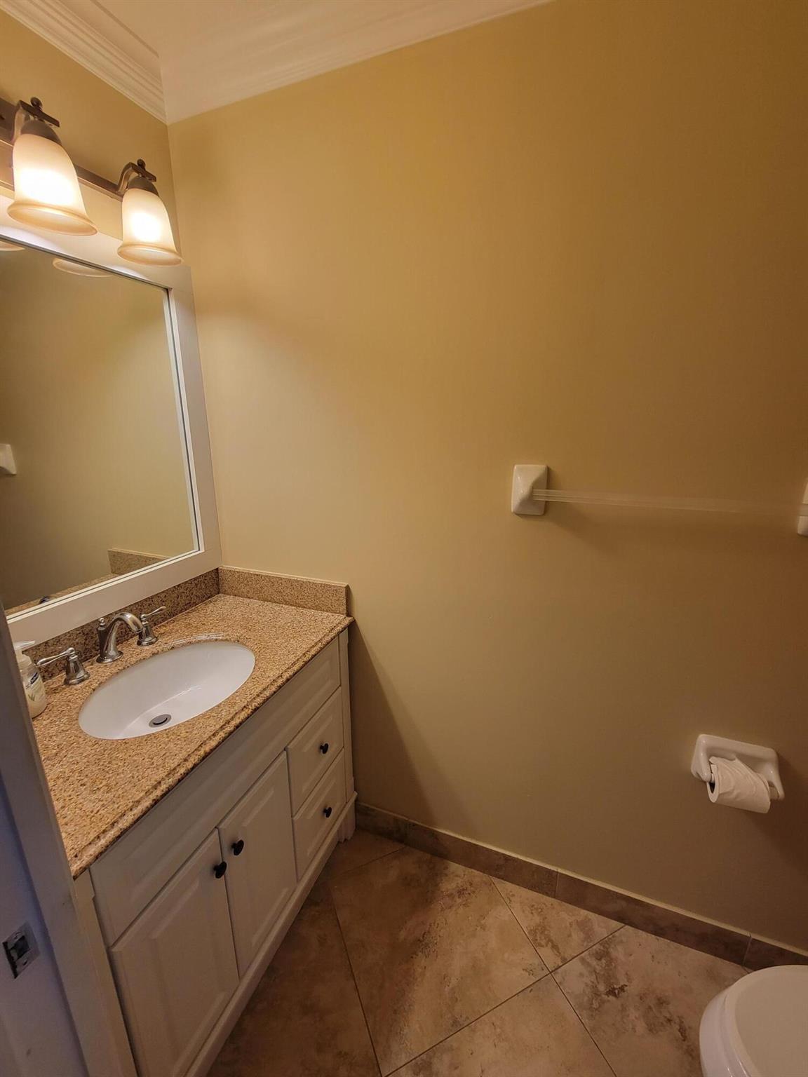 SHOMA COURTYARDS - Residential Lease