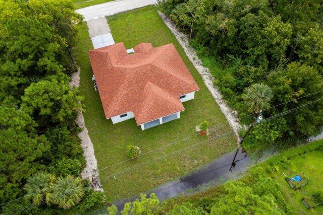 VERO LAKE ESTATES UNIT E - Residential