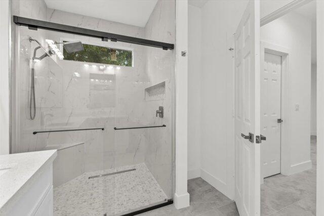 VERO LAKE ESTATES UNIT E - Residential