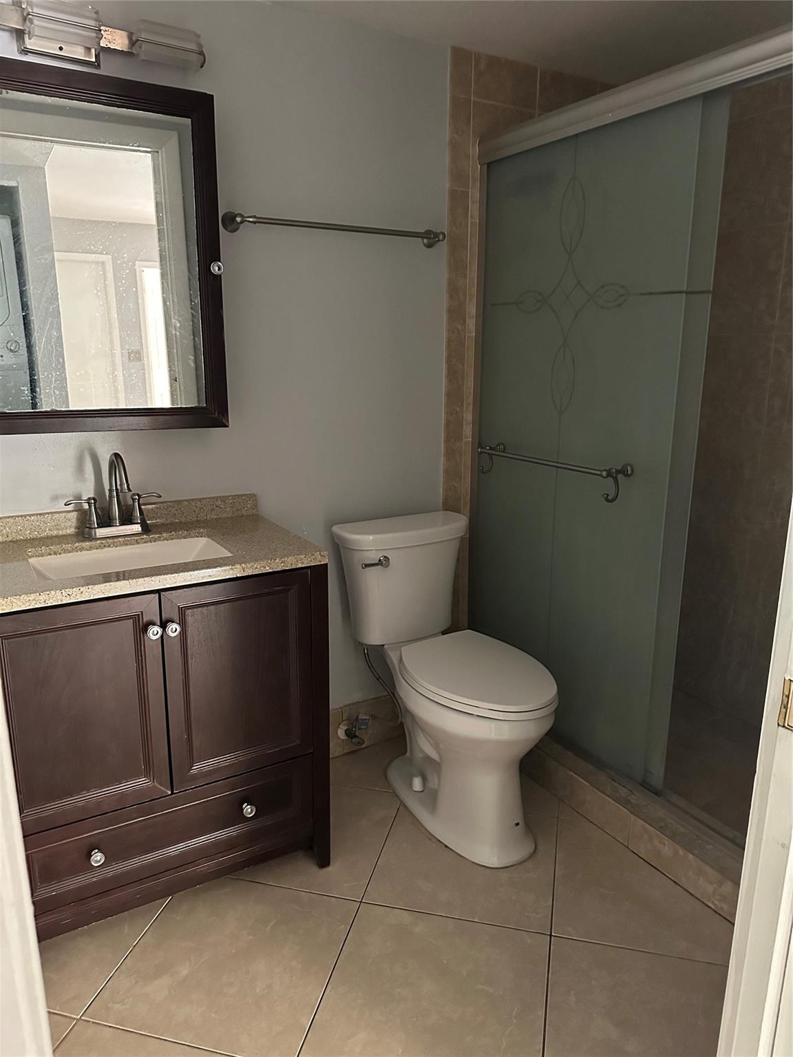 Castlewood 71-37 B - Residential Lease