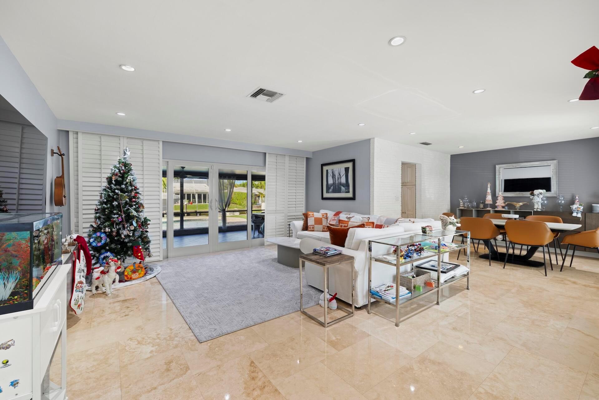 IMPERIAL POINT 4TH SEC - Residential Lease