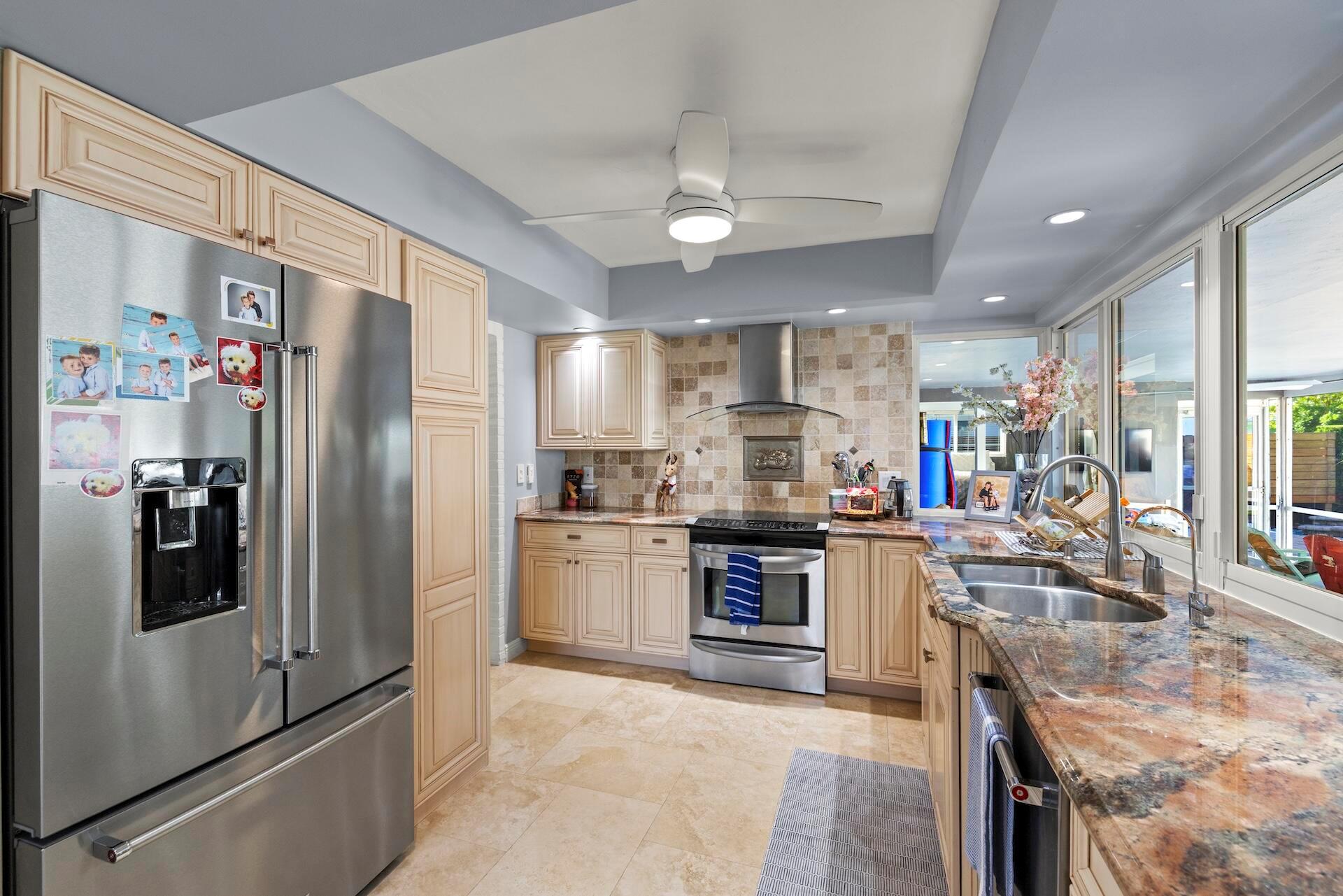 IMPERIAL POINT 4TH SEC - Residential Lease