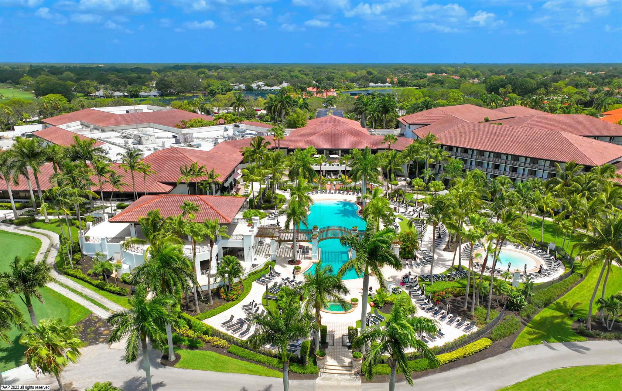 LEXINGTON GREEN CONDO - Residential Lease