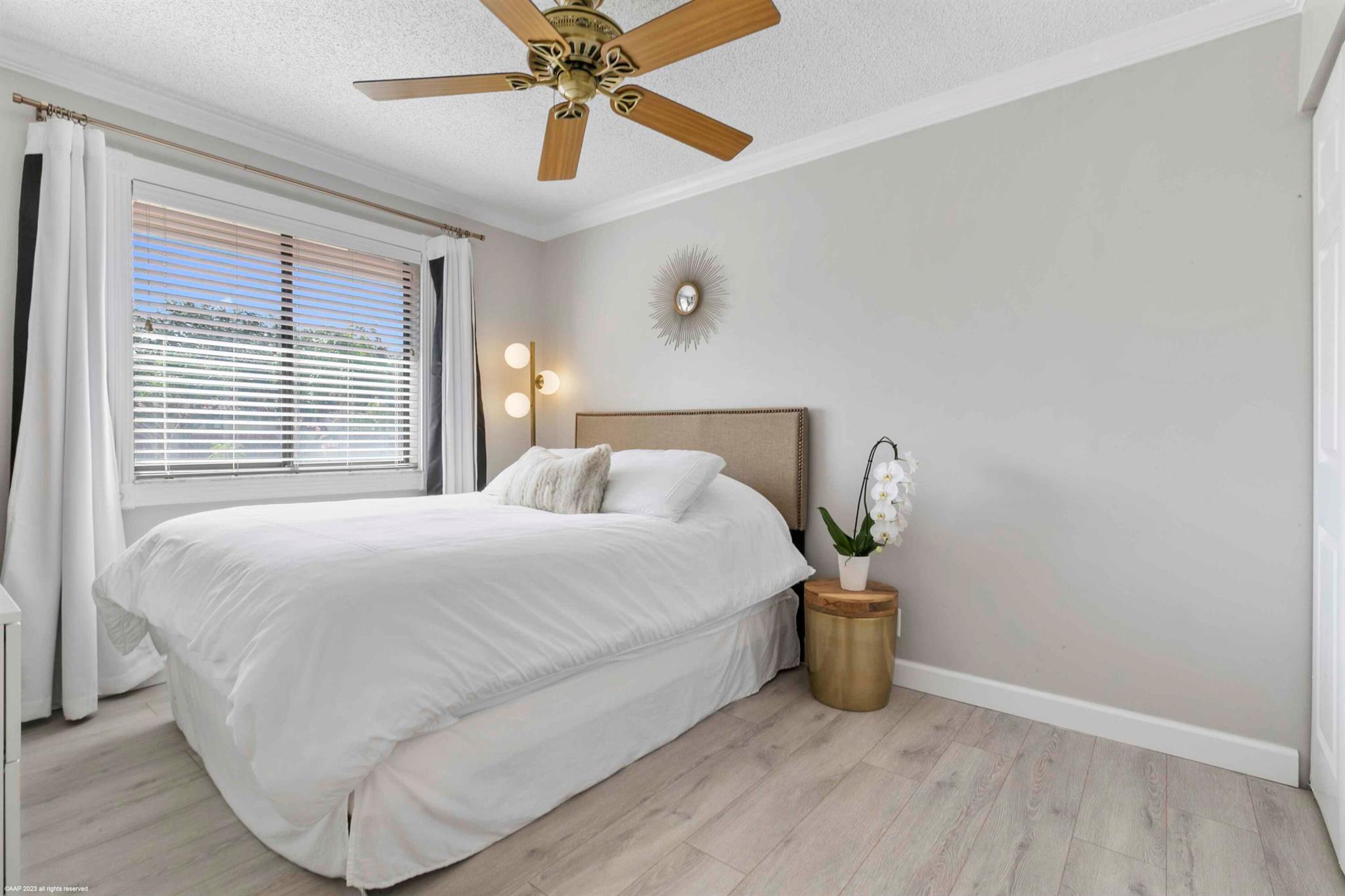 LEXINGTON GREEN CONDO - Residential Lease