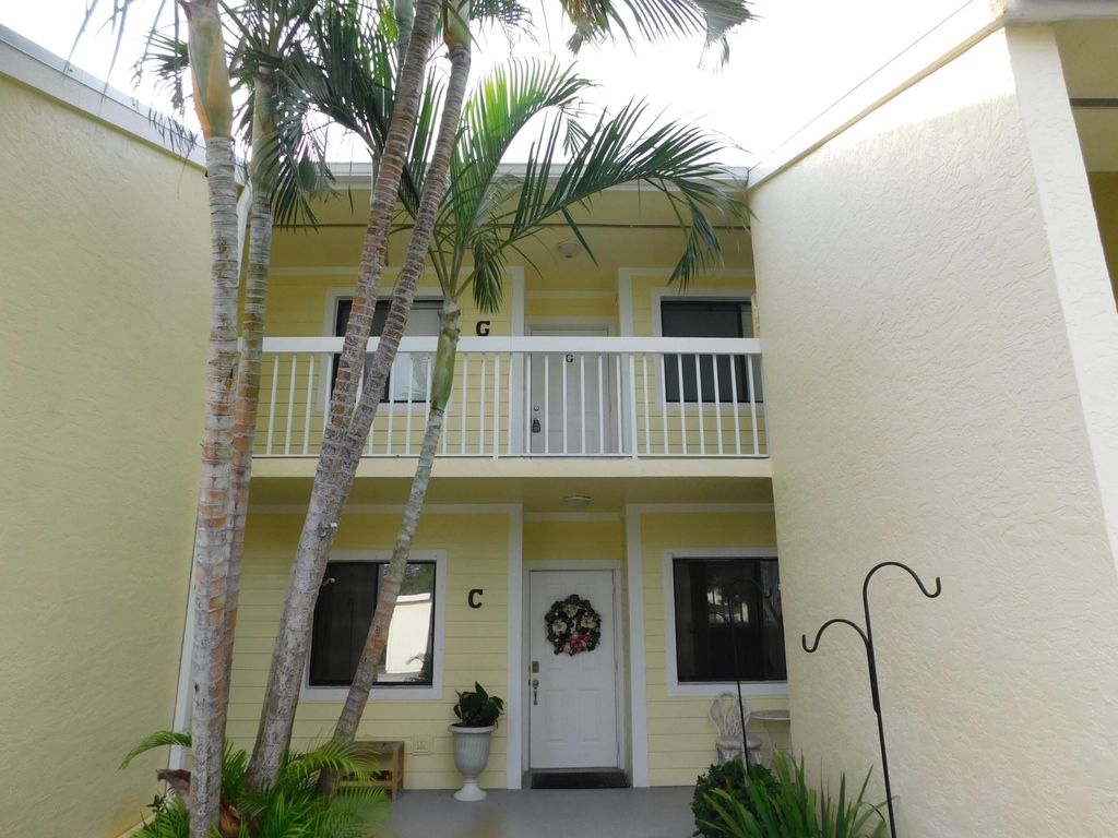 Photo of 4235 Gator Trace Avenue #G, Fort Pierce, FL 34982 (MLS # R10941937)