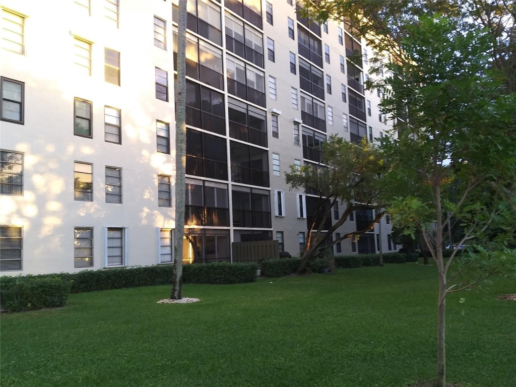 Cypress Bend 111 Le Club - Residential