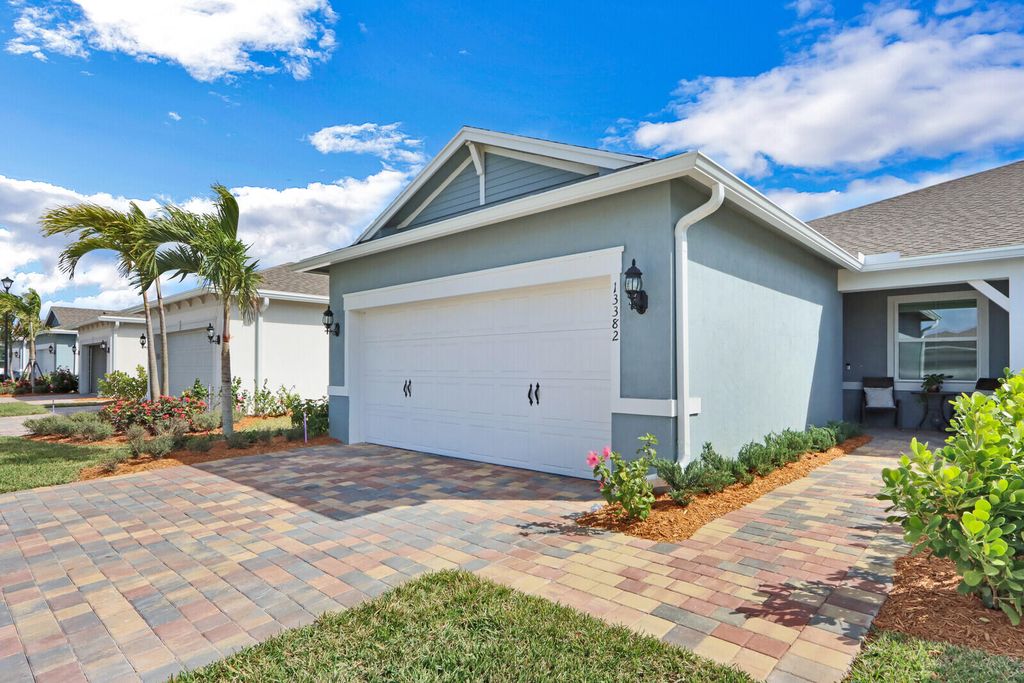 Photo of 13382 SW Gingerline Drive, Port Saint Lucie, FL 34987 (MLS # R10777730)