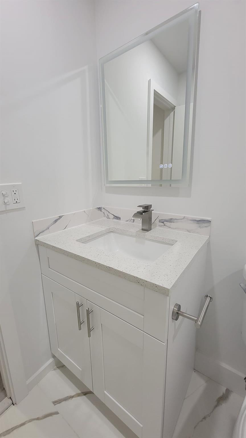 Riverside Park - Residential Lease