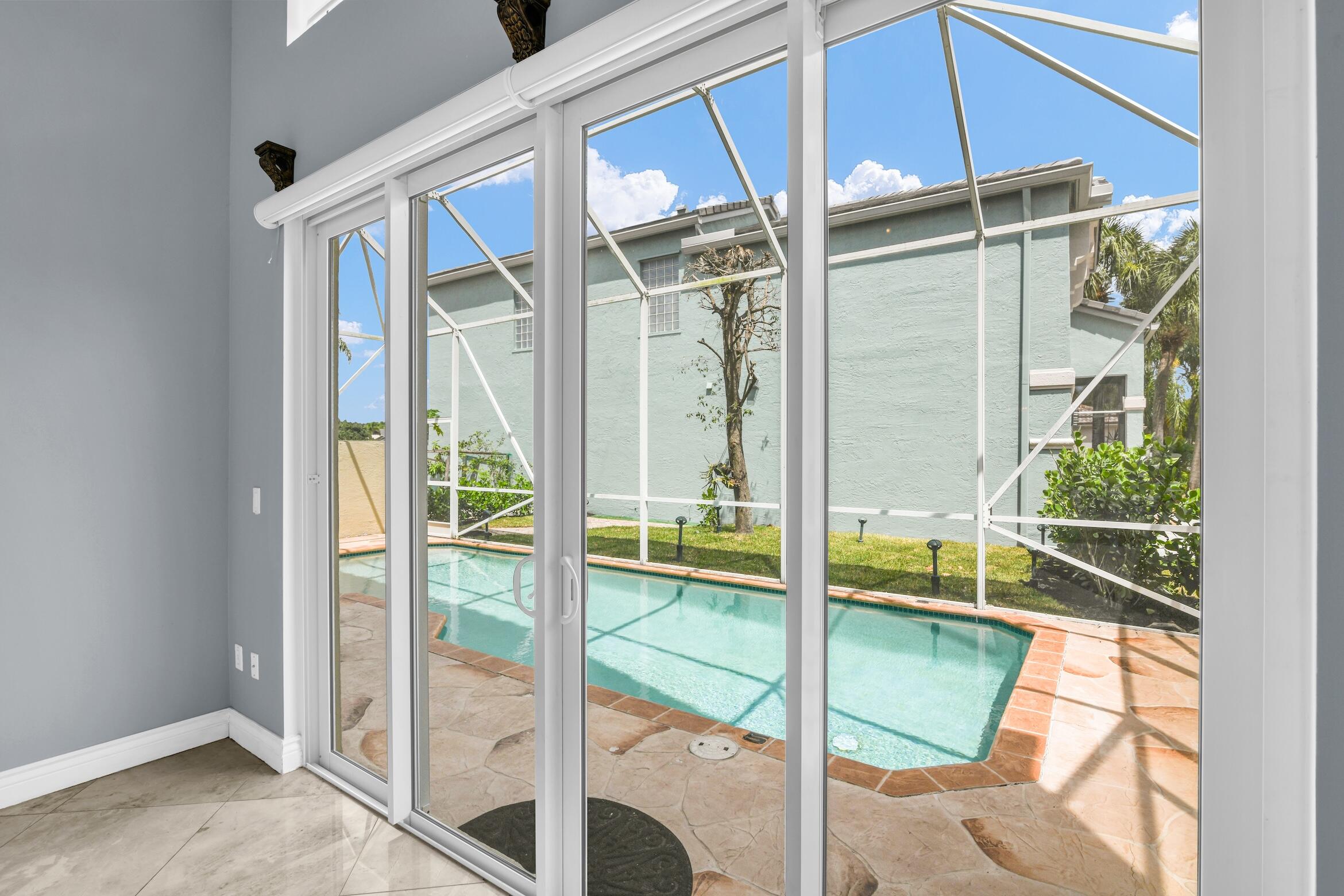 SMITH DAIRY WEST - Residential