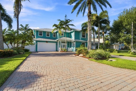 Photo of 1404 SW SEAGULL Way, Palm City, FL 34990 (MLS # B26072667)