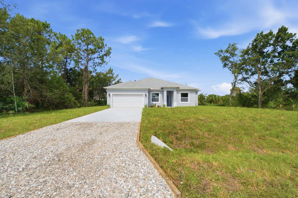 Photo of 8435 96TH Avenue, Vero Beach, FL 32967 (MLS # B26064748)