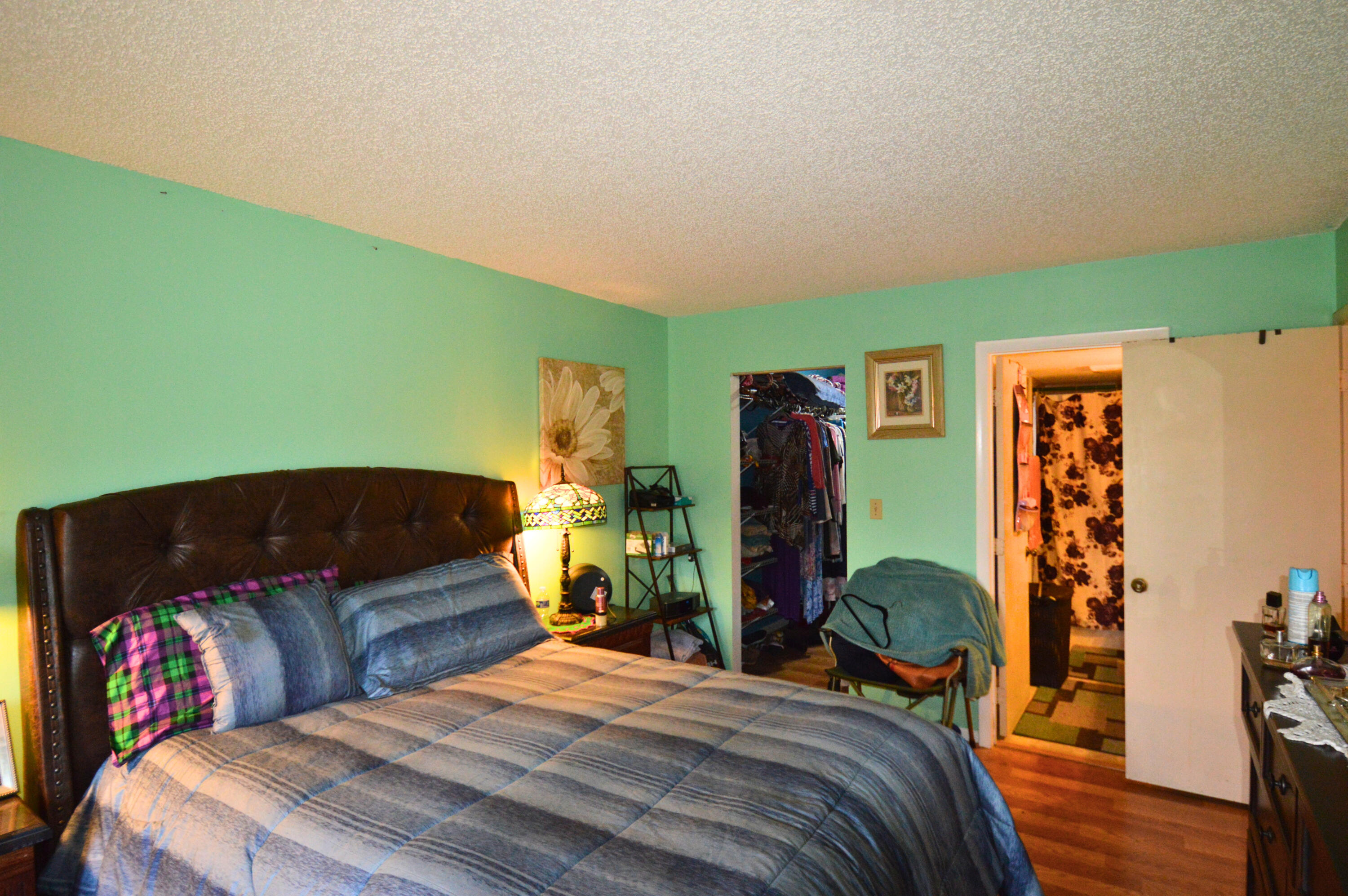 INVERWOOD CONDO - Residential