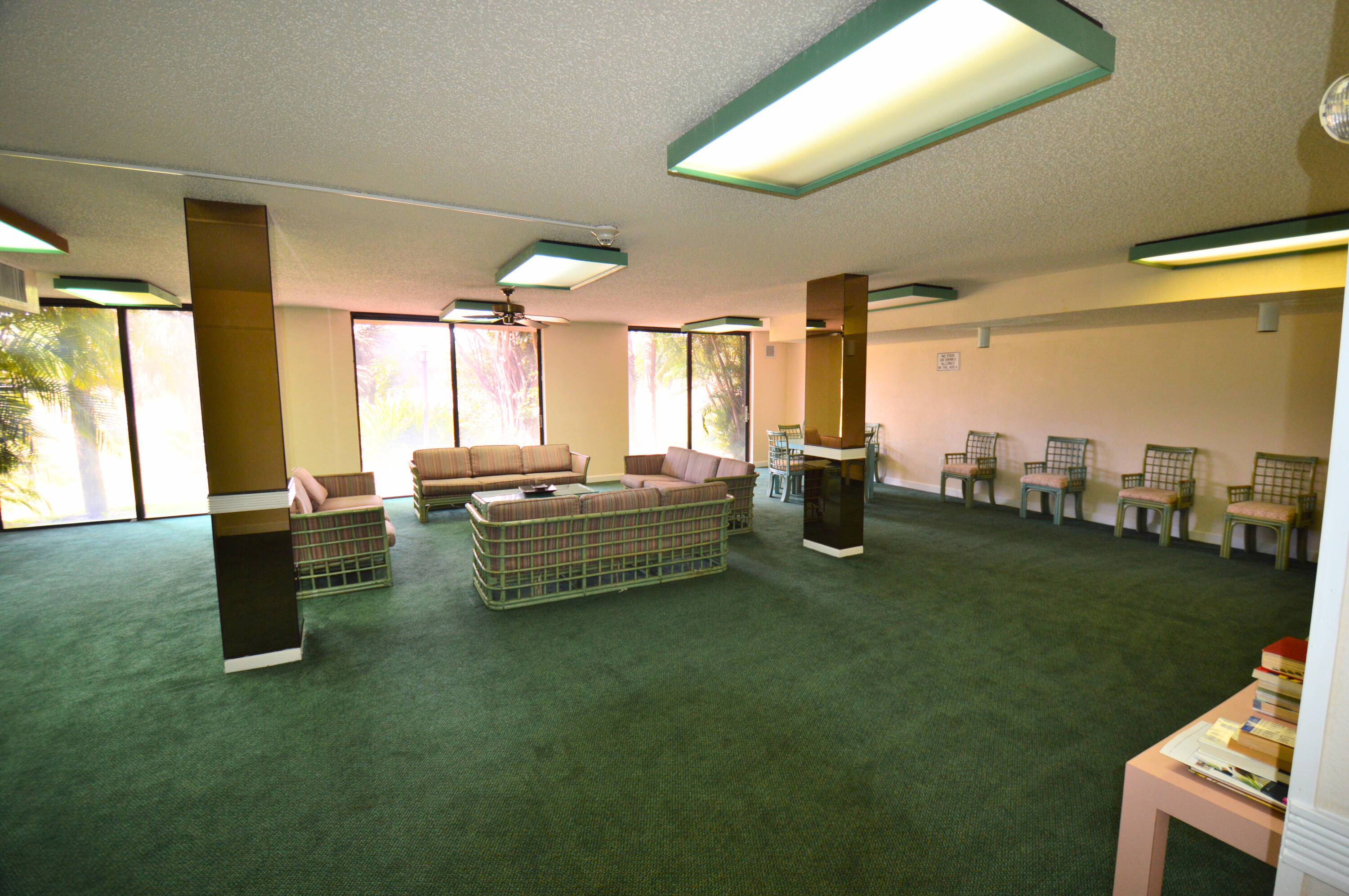 INVERWOOD CONDO - Residential